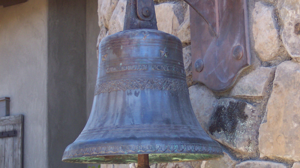 Wrought Iron Bell [044]